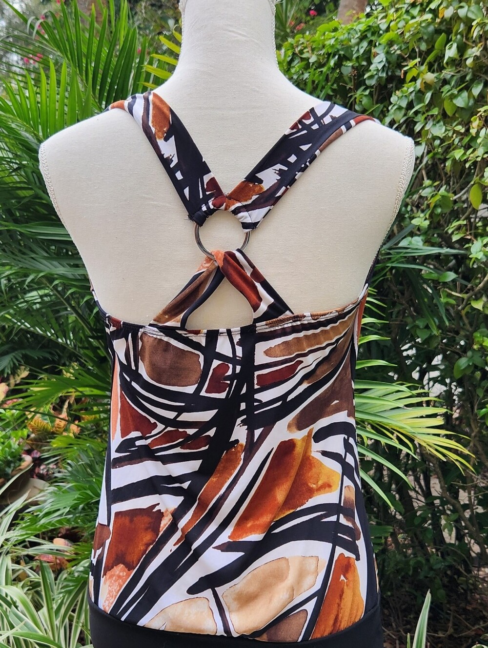 Abstract Patterned Racer Back  Blouson Ring Top - Picture 2 of 3